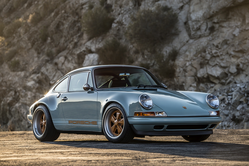 Illustration for article titled A Singer 911 is going up for auction...